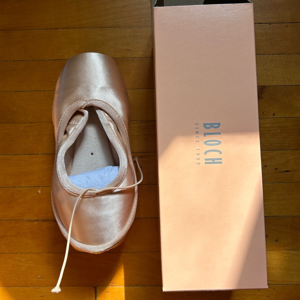 Bloch Eurostretch 5XX Pointe Shoes